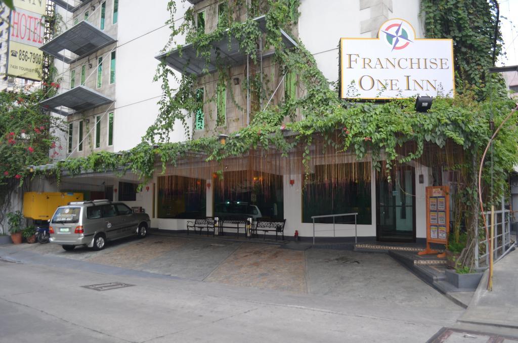 Franchise One Hotel Makati City Exterior photo